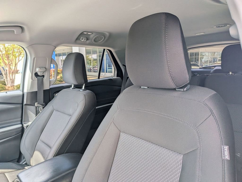 Used 2022 Ford Explorer XLT image 15