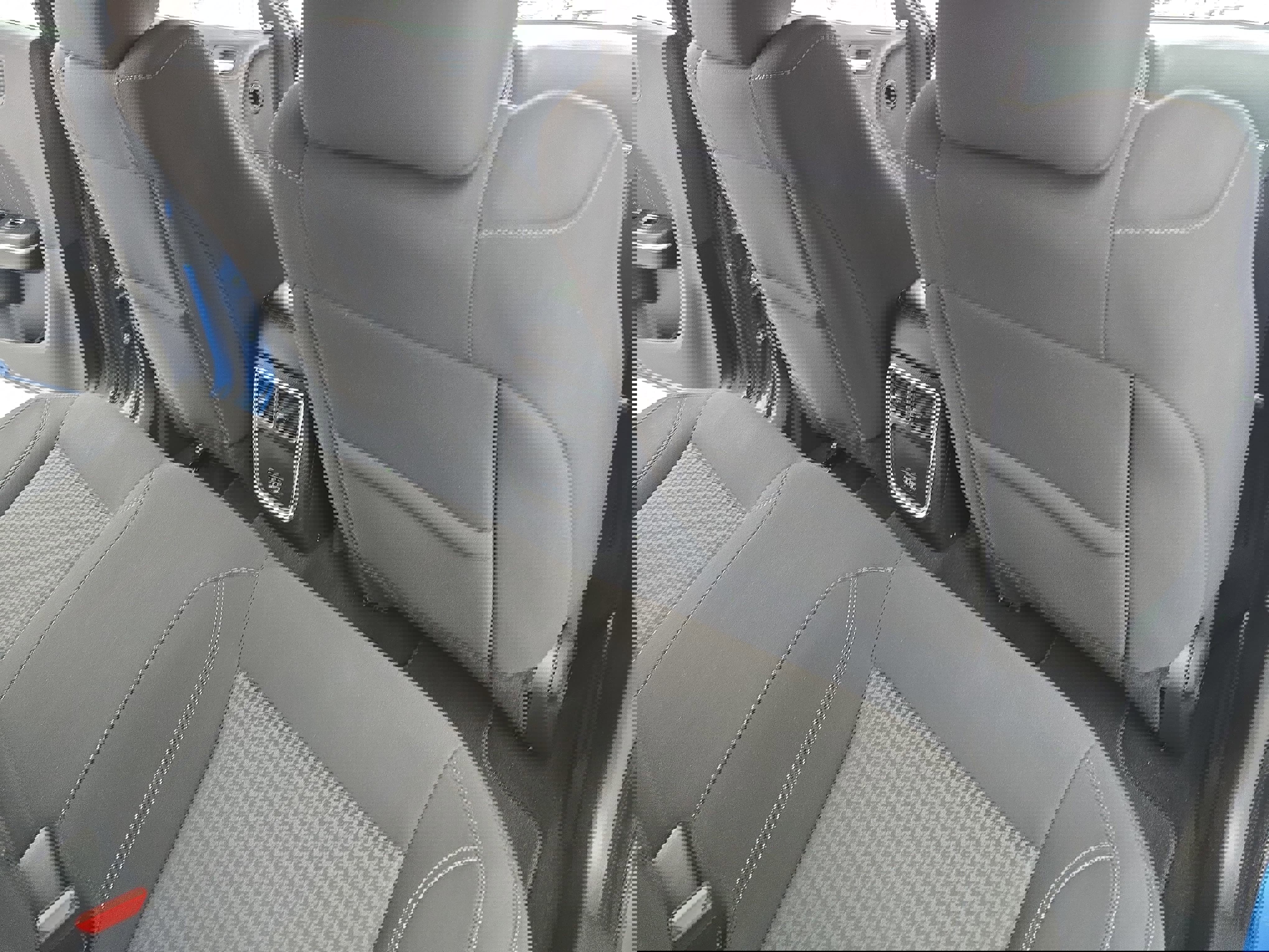 Used 2023 Dodge Charger SXT w/ Cold Weather Package image 11