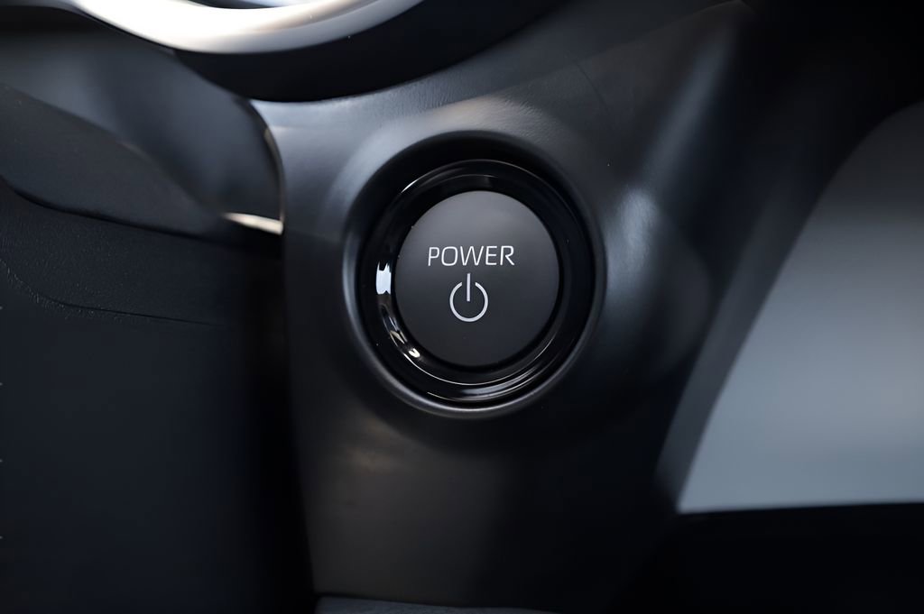 New 2026 Toyota Sienna LE FWD image 10