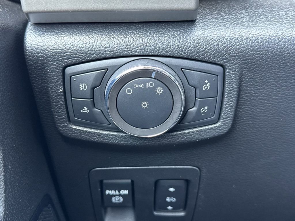 Used 2019 Ford F150 Lariat w/ Trailer Tow Package AWD/4WD image 19