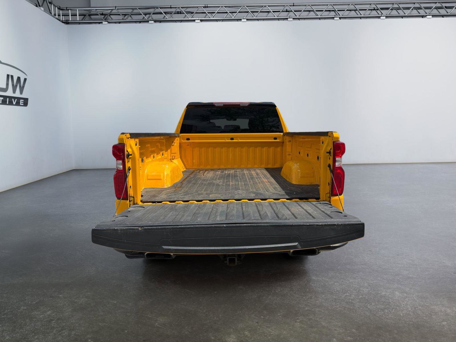 Used 2022 Chevrolet Silverado 1500 LT Trail Boss w/ LPO, Dark Essentials Package AWD/4WD image 22