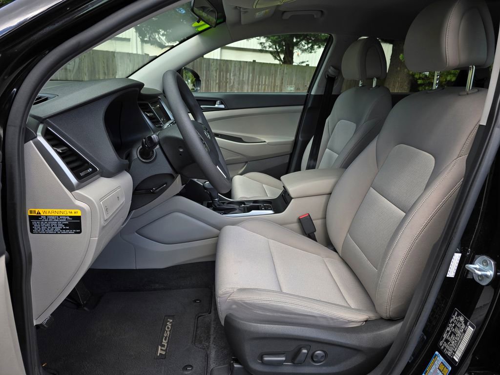 Used 2016 Hyundai Tucson SE w/ Option Group 02 image 28