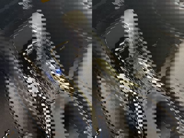 New 2026 Toyota Corolla SE FWD image 13