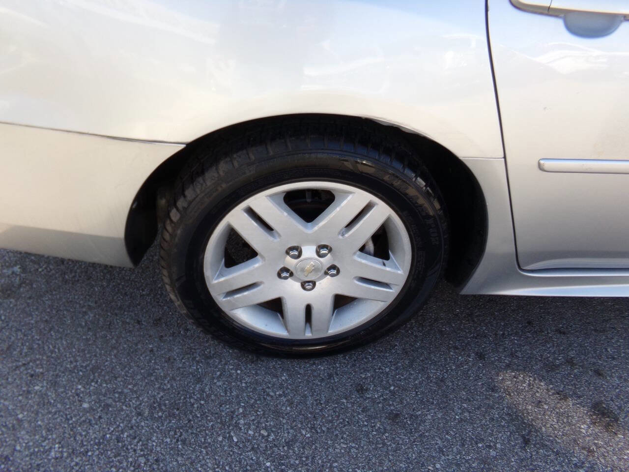 Used 2011 Chevrolet Impala LT w/ Luxury Edition Package image 34