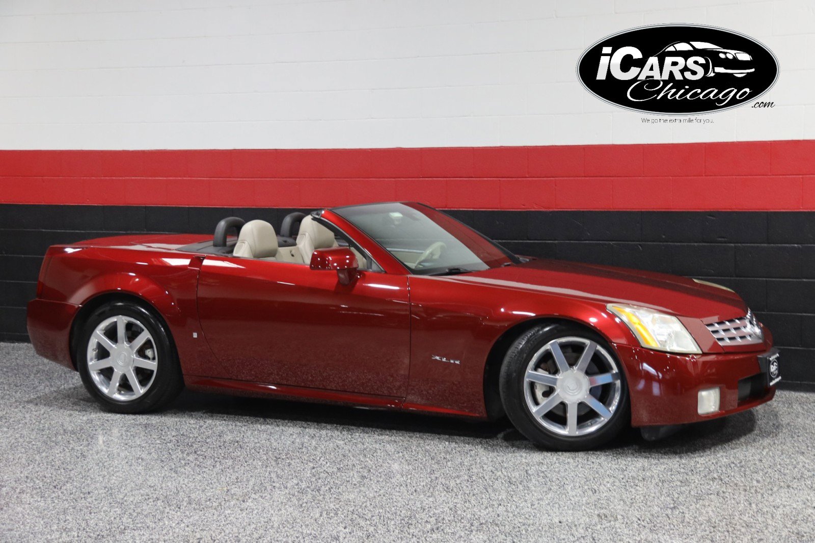 Used 2006 Cadillac XLR image 2