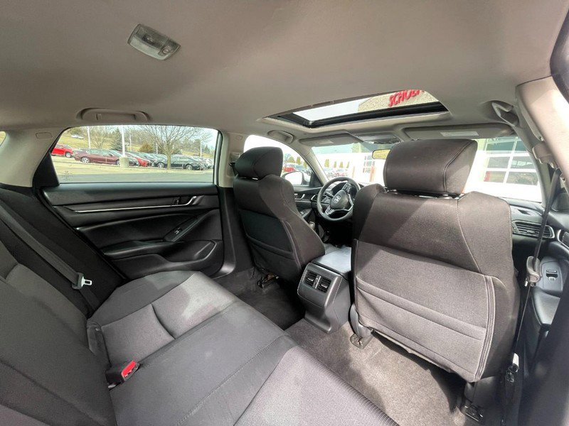 Used 2018 Honda Accord EX image 11