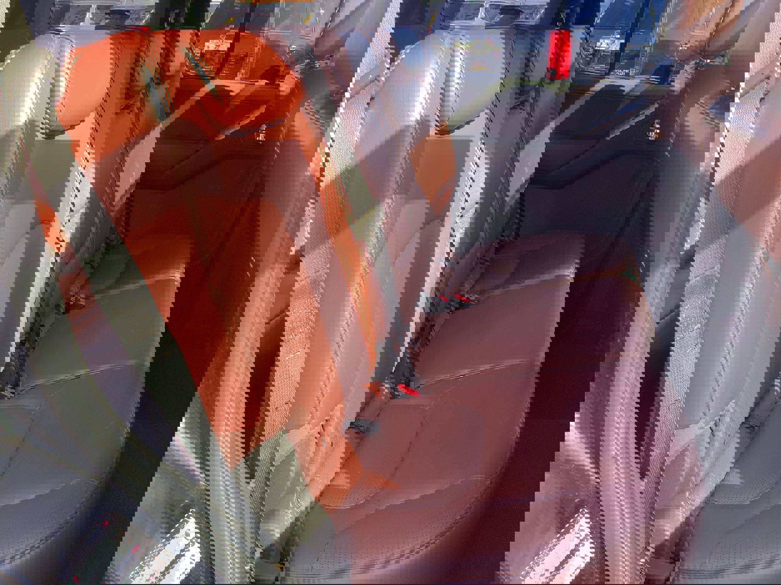 Used 2008 Nissan Pathfinder SE w/ Leather Pkg image 15