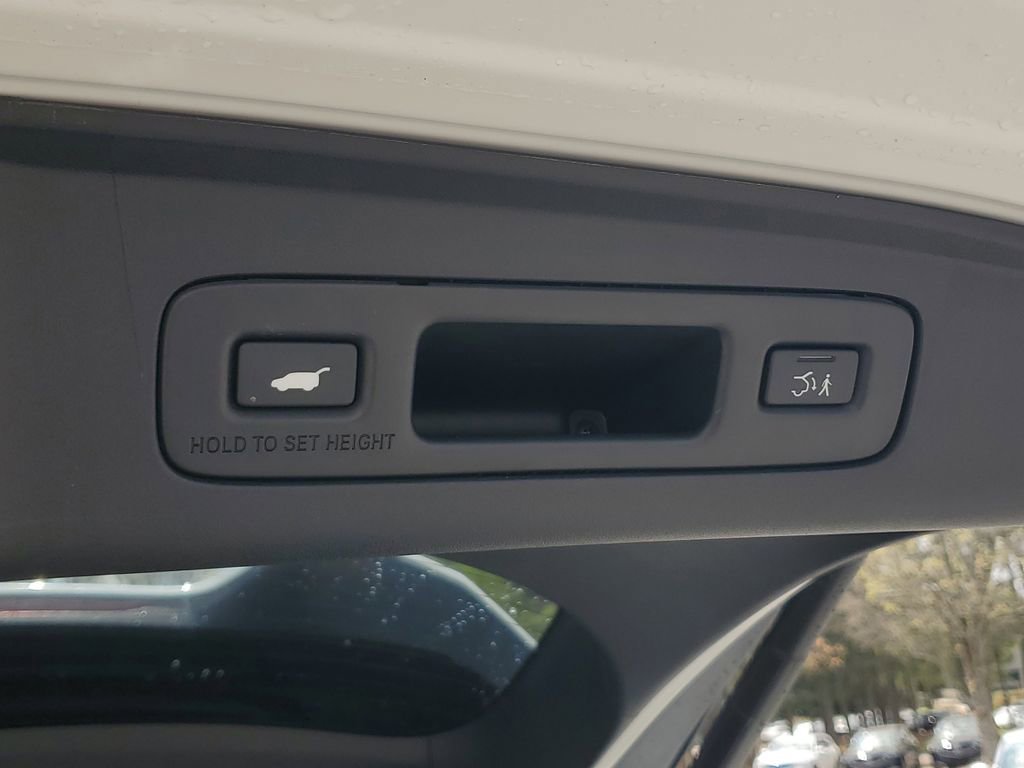 Certified 2025 Acura ADX A-Spec image 11