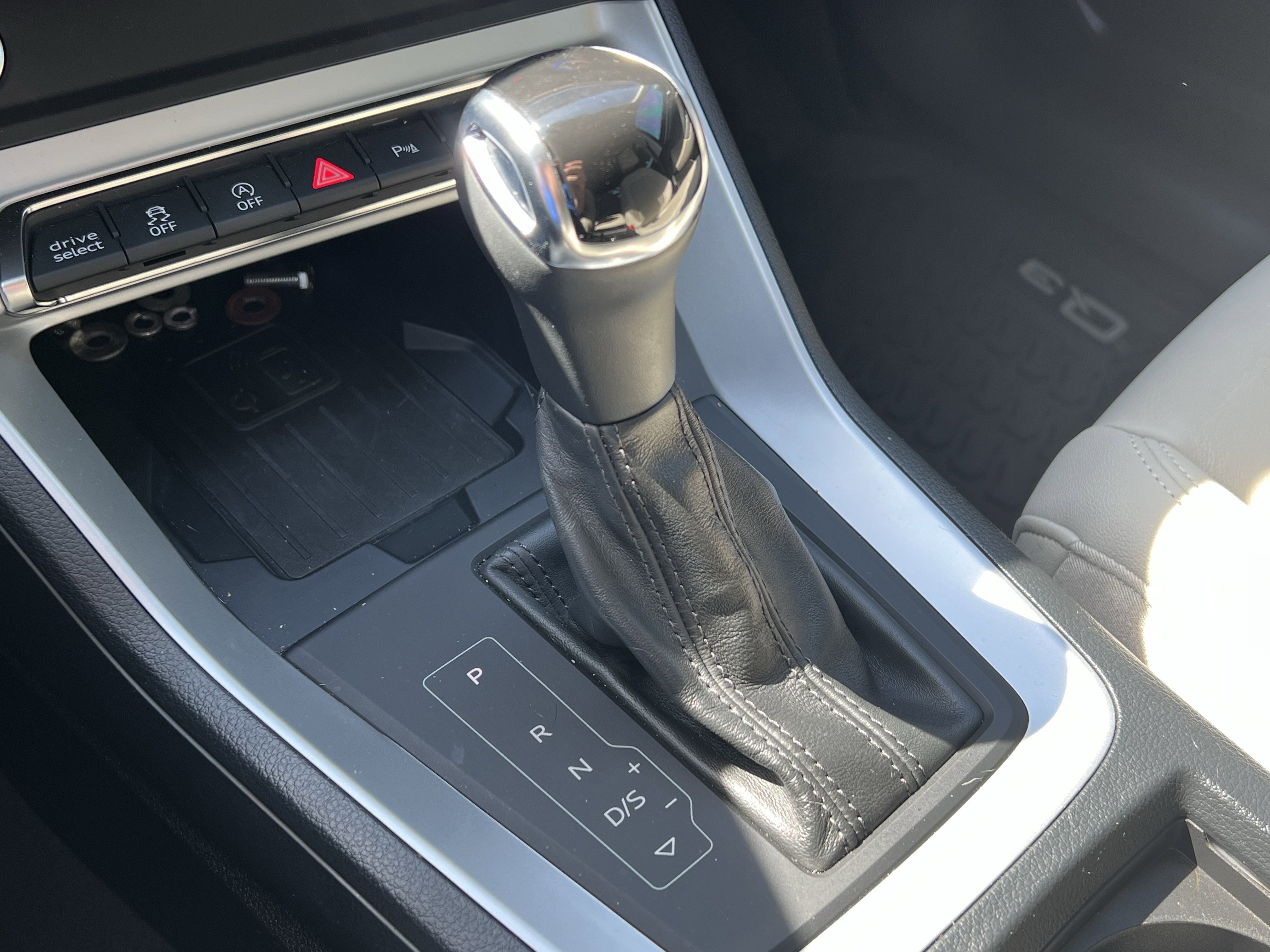 Used 2020 Audi Q3 2.0T Premium Plus image 26