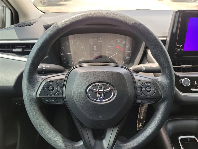 Used 2025 Toyota Corolla LE image 14