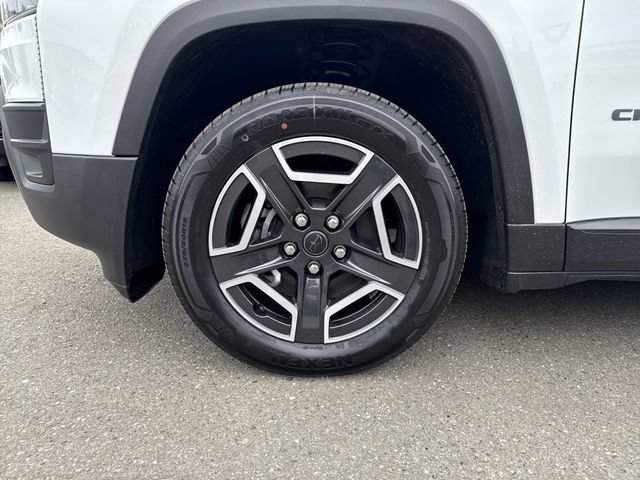New 2026 Jeep Cherokee Laredo AWD/4WD image 27