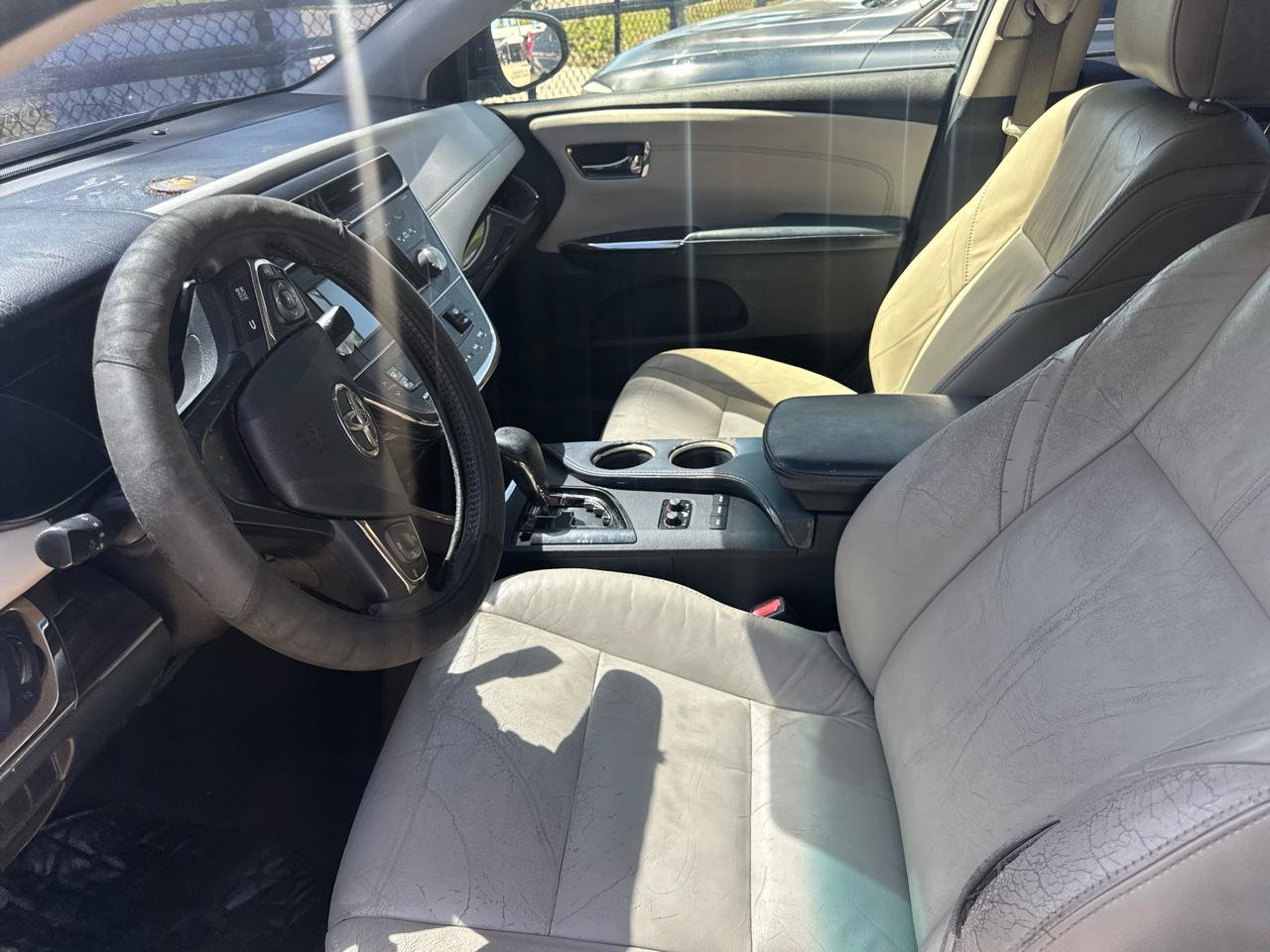 Used 2015 Toyota Avalon XLE FWD image 9