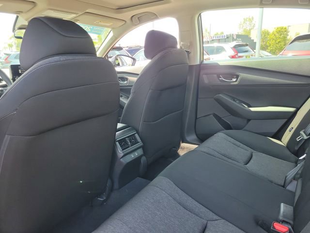 Certified 2025 Honda Accord SE image 13