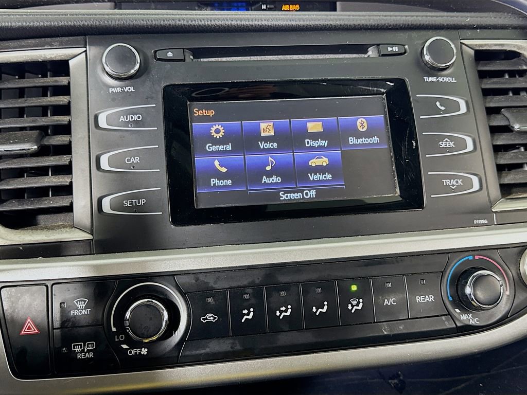 Used 2017 Toyota Highlander LE FWD image 10
