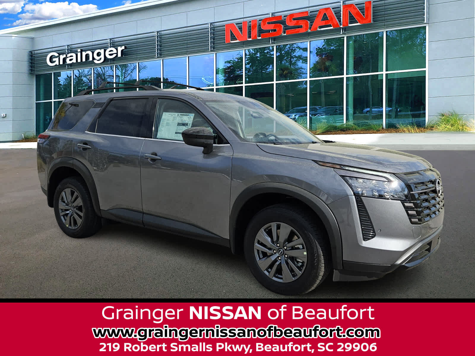 New 2026 Nissan Pathfinder SV FWD image 1