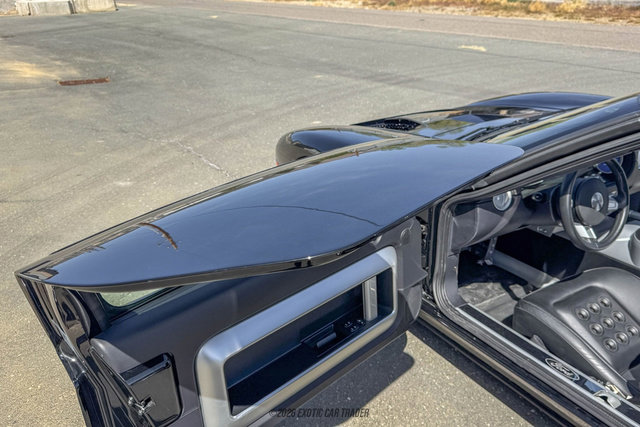 Used 2005 Ford GT RWD image 44