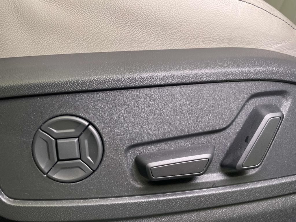New 2026 Audi Q5 Prestige AWD/4WD image 17
