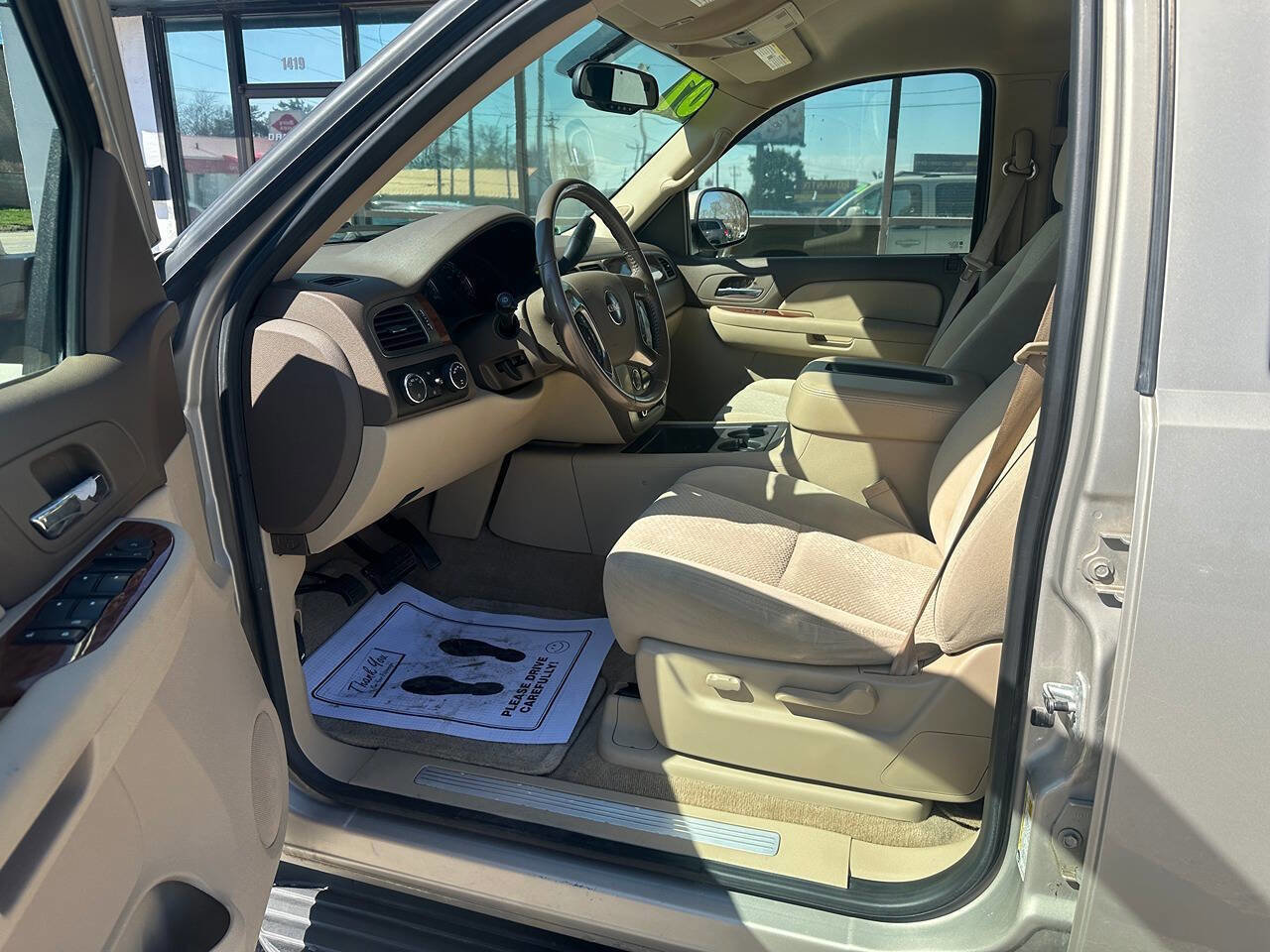 Used 2007 GMC Yukon XL SLE image 16