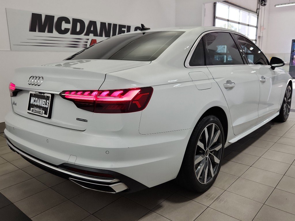 Used 2023 Audi A4 2.0T Premium w/ Convenience Package image 4