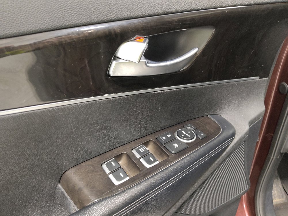 Used 2016 Kia Sorento EX image 27