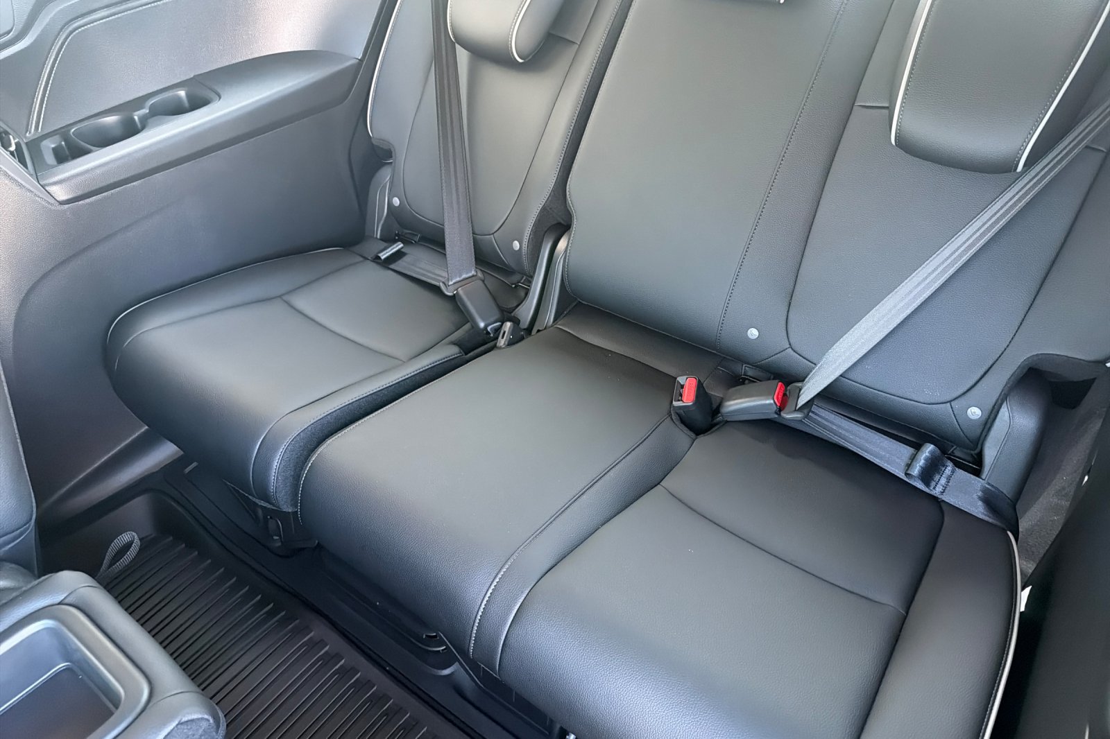 New 2027 Honda Odyssey Elite image 13