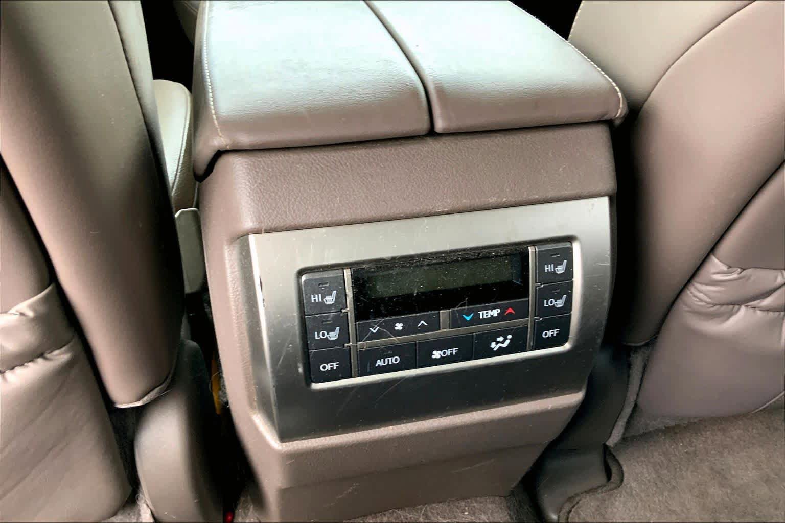 Used 2017 Lexus GX 460 Premium AWD/4WD image 34