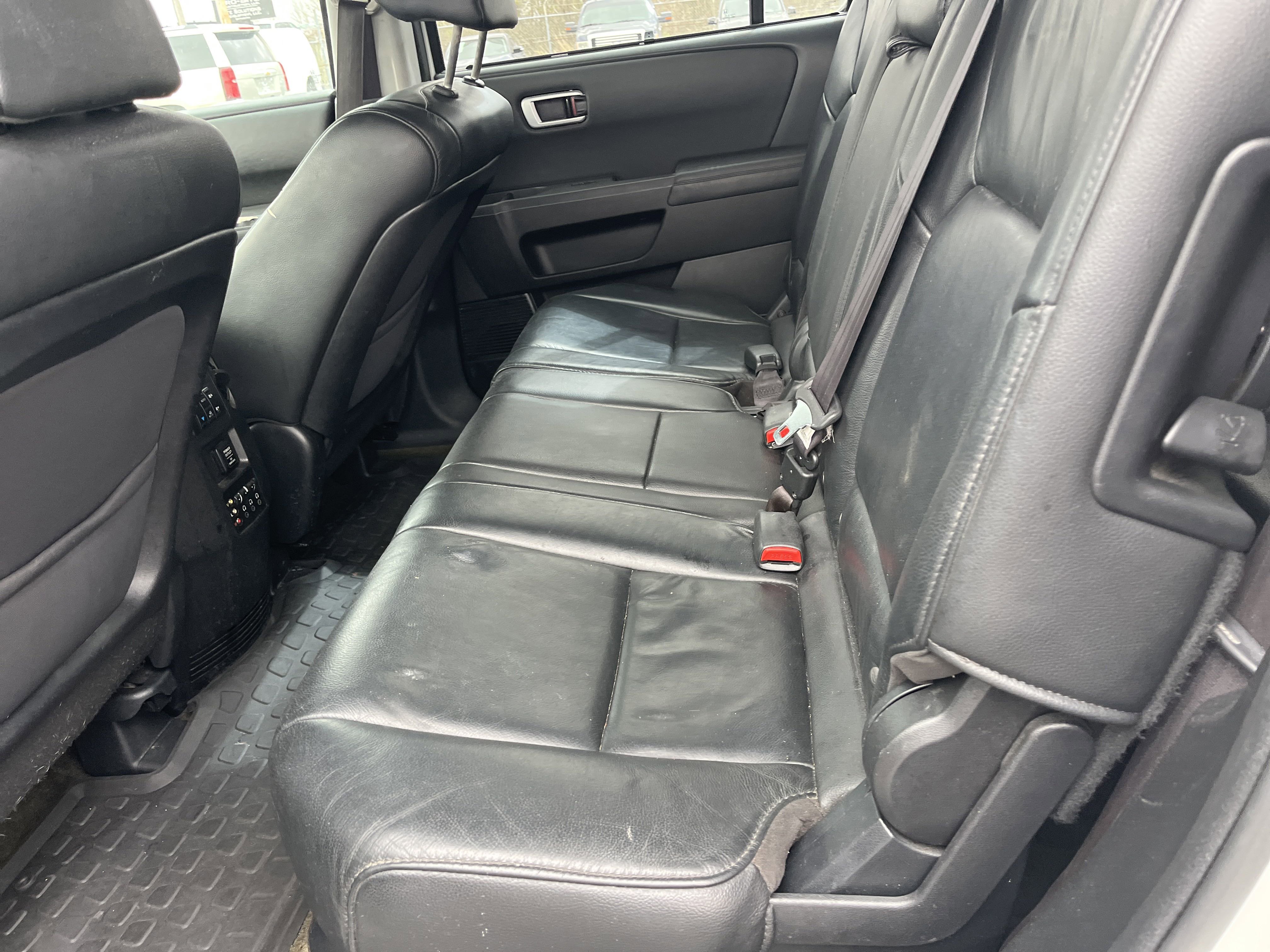 Used 2015 Honda Pilot Touring image 12