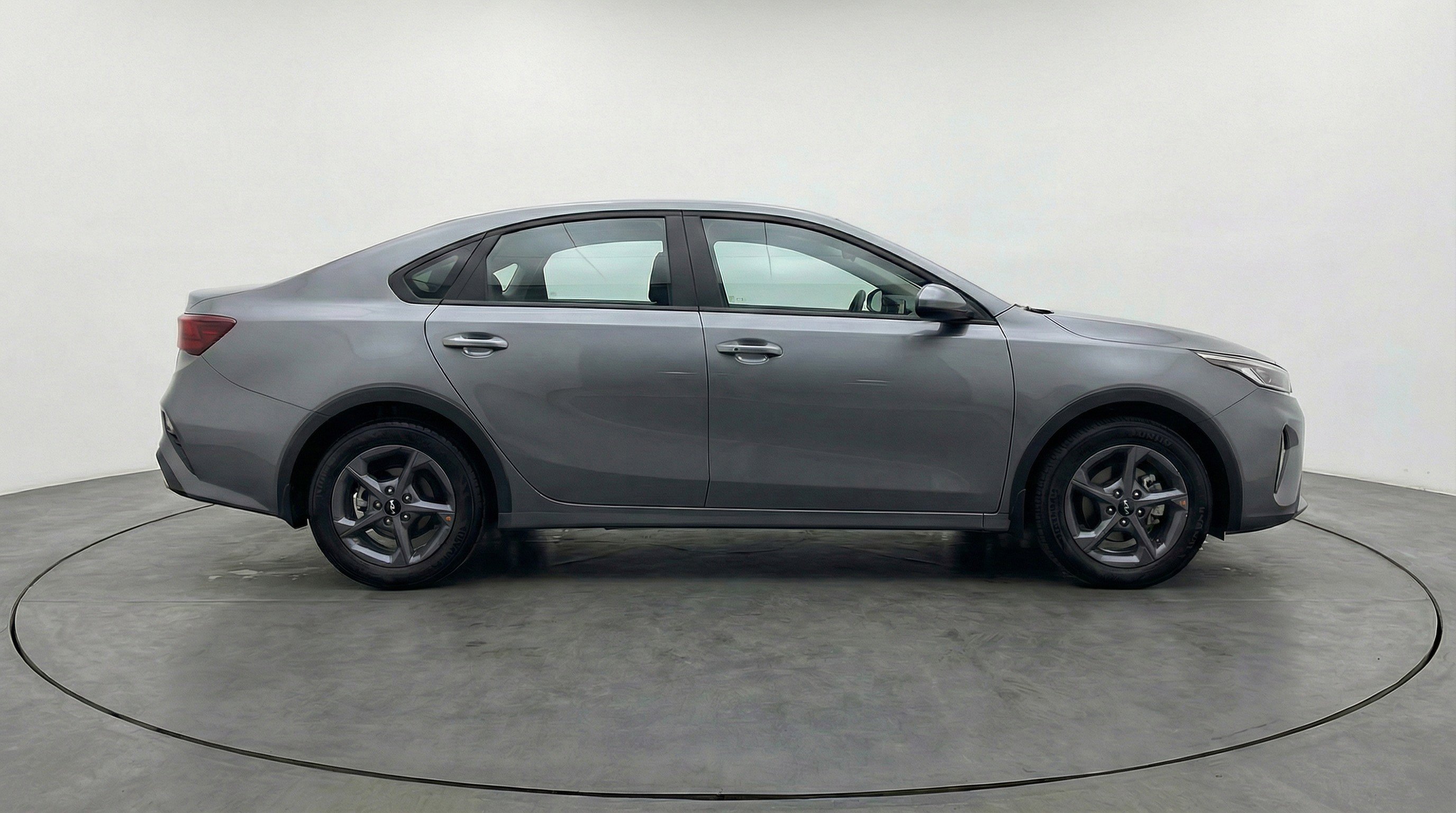 Used 2025 Kia K4 LXS FWD image 11