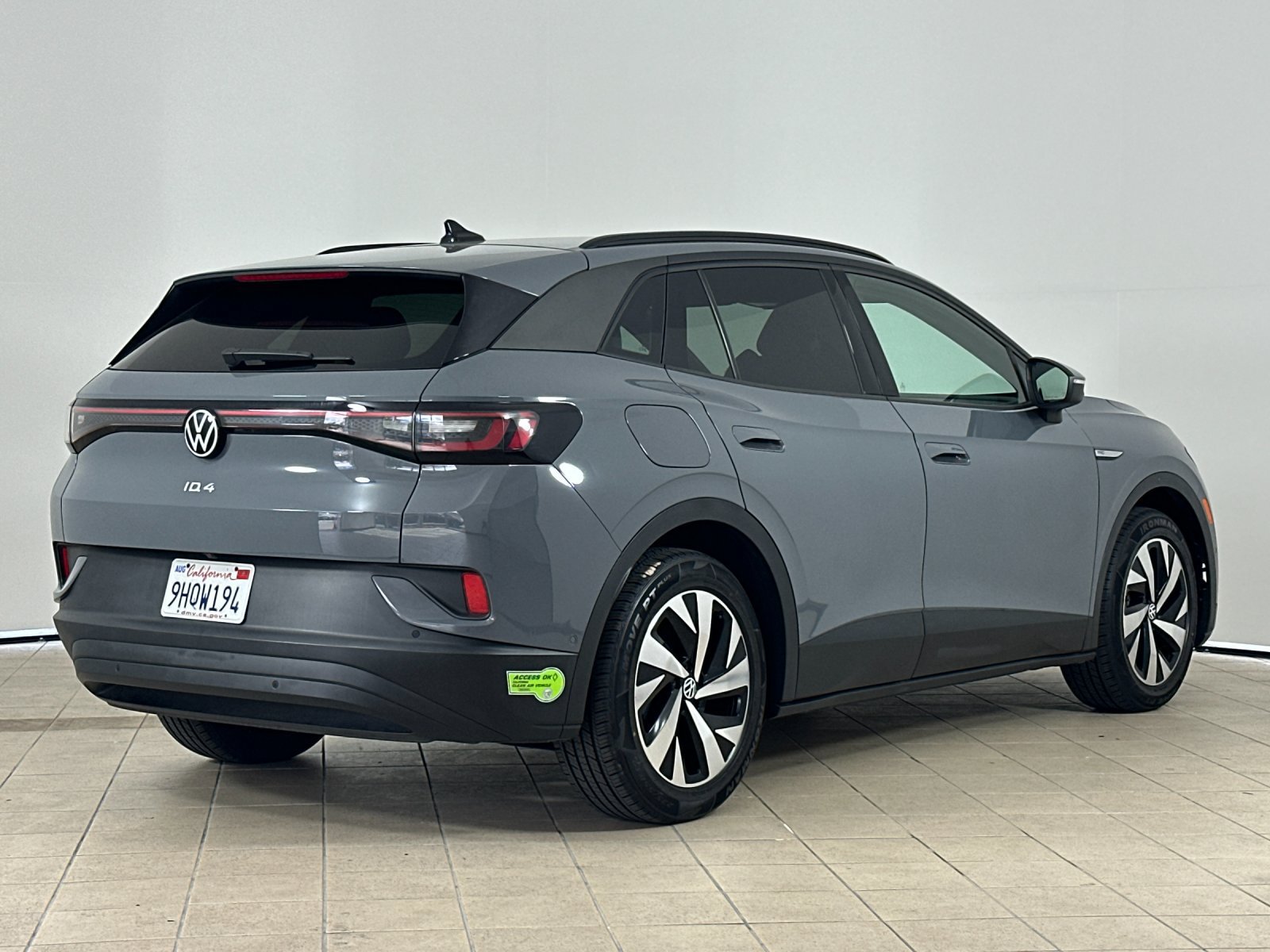 Used 2023 Volkswagen ID.4 Pro RWD image 6