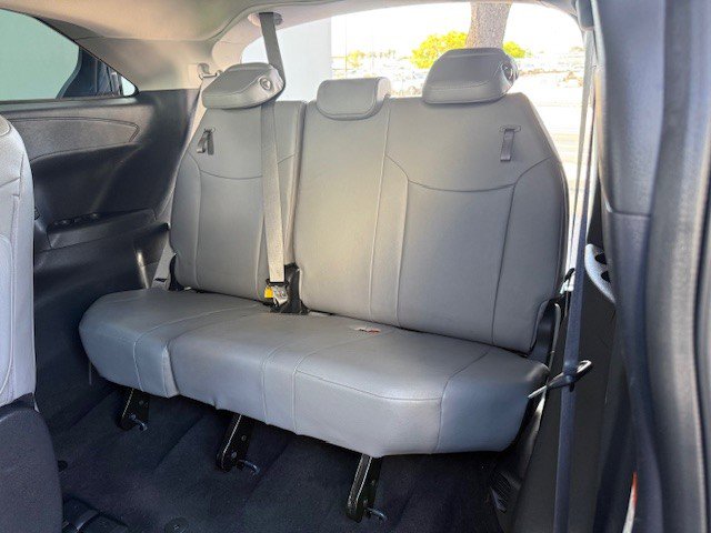 Used 2025 Toyota Sienna XLE image 16