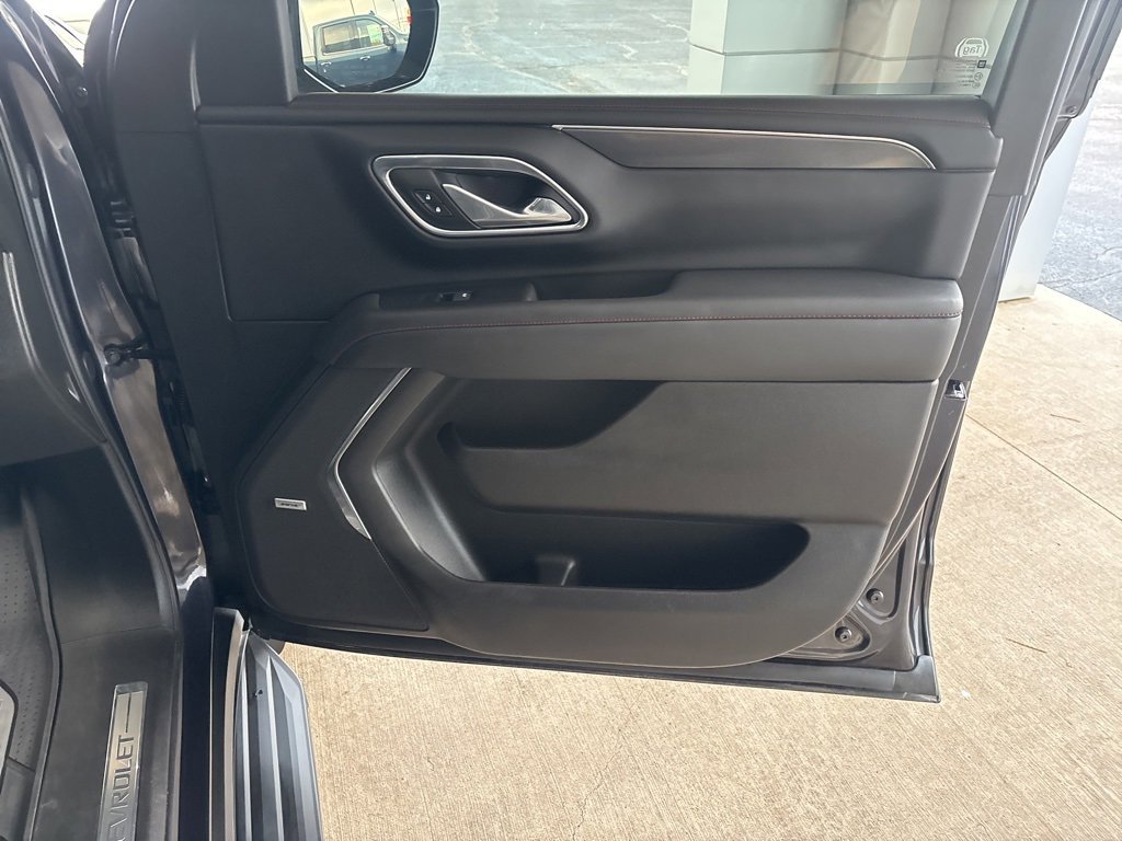 Used 2024 Chevrolet Tahoe RST w/ RST Performance Edition image 36