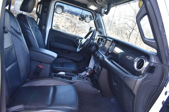 Used 2022 Jeep Wrangler Unlimited Sahara image 14