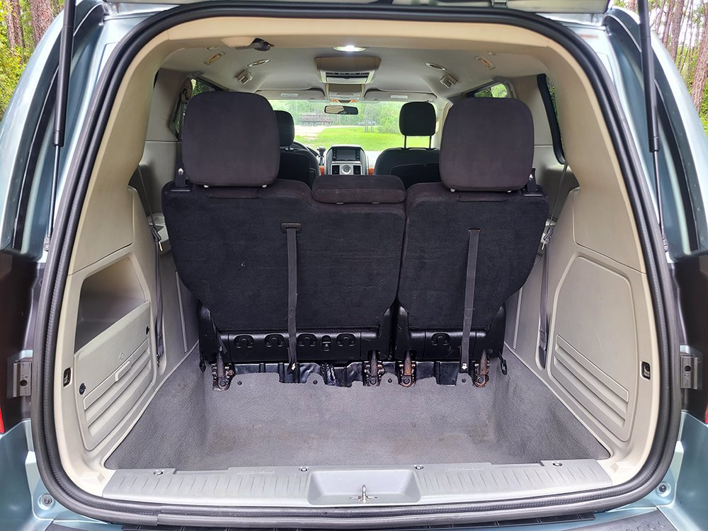 Used 2009 Chrysler Town & Country LX w/ Entertainment Group #1 image 22