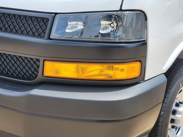 New 2025 Chevrolet Express 2500 w/ Driver Convenience Package RWD image 15