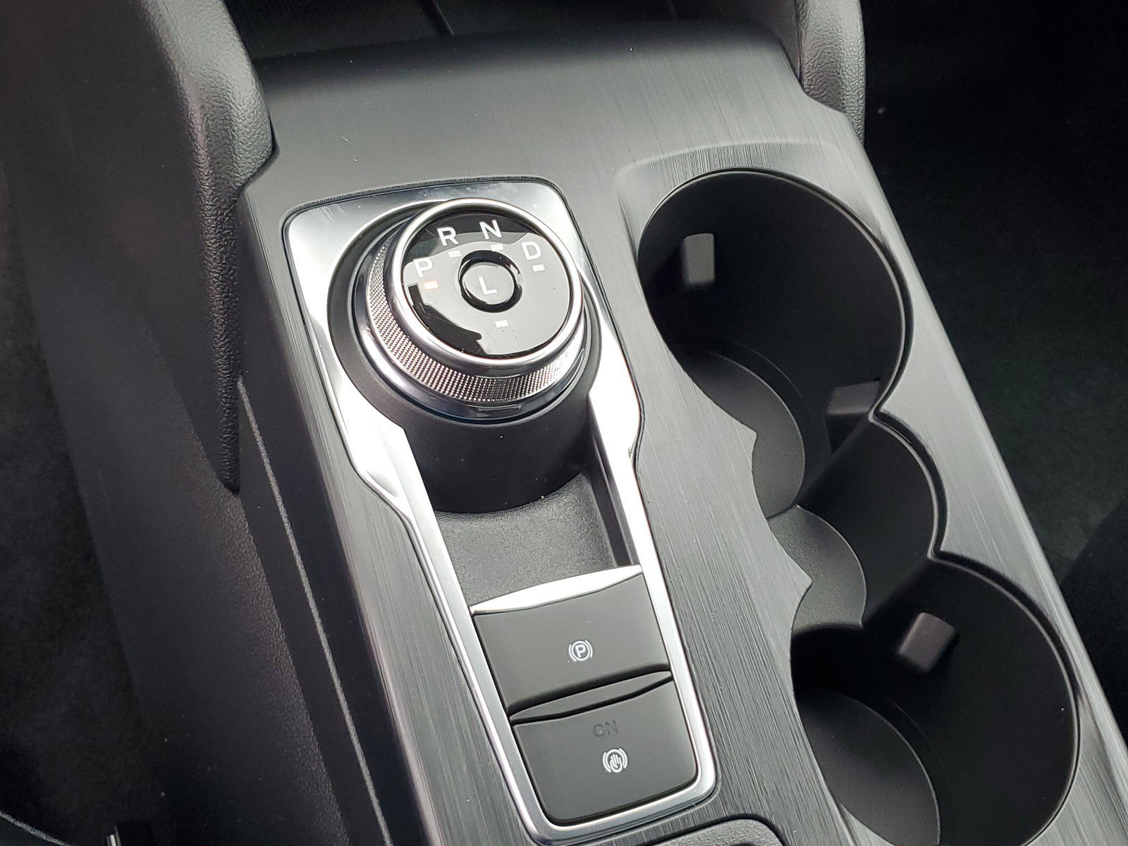 New 2025 Ford Escape ST-Line w/ Equipment Group 301A image 19