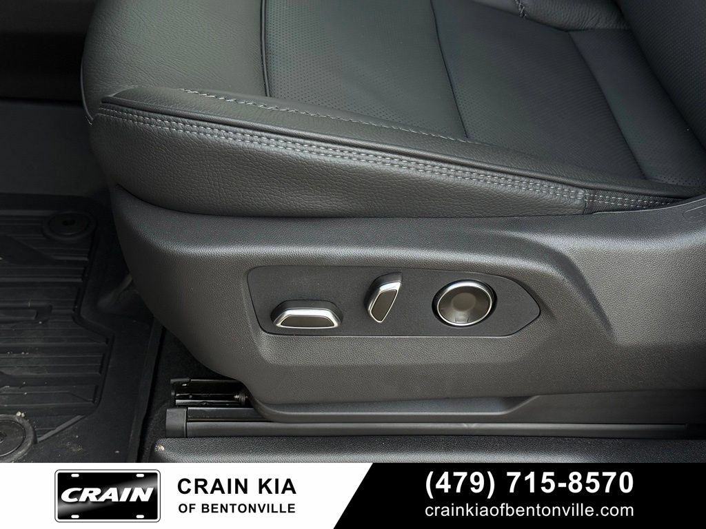 Used 2026 GMC Yukon XL Denali w/ Denali Reserve Package AWD/4WD image 21