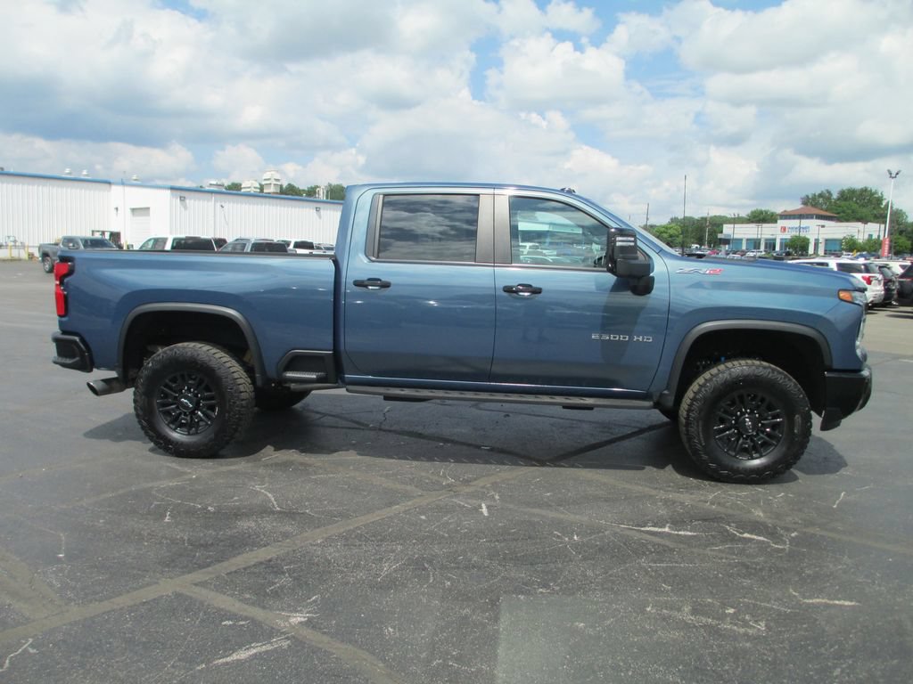 Certified 2024 Chevrolet Silverado 2500 ZR2 w/ Technology Package AWD/4WD image 4