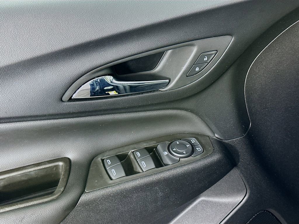 Used 2024 Chevrolet Equinox LT w/ LPO, Floor Liner Package FWD image 25