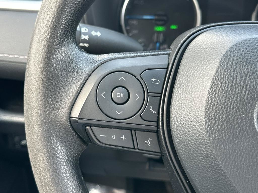 Used 2022 Toyota RAV4 XLE AWD/4WD image 8