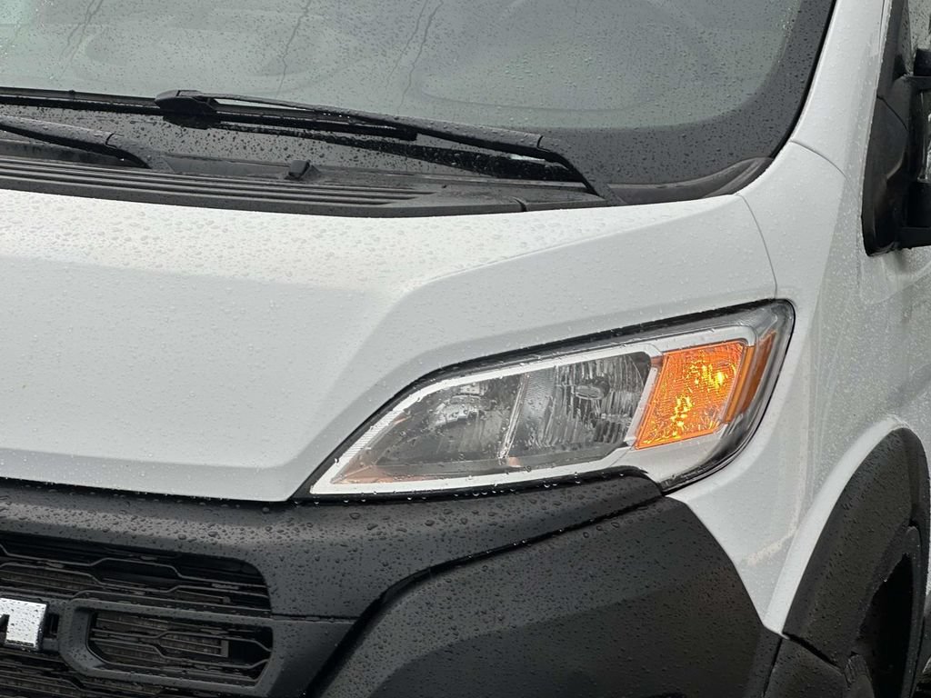 Used 2025 RAM ProMaster 2500 w/ Convenience Group FWD image 10