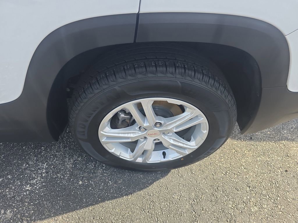 Used 2021 GMC Terrain SLE image 9