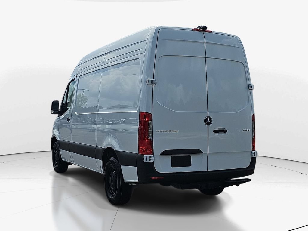 Used 2025 Mercedes-Benz Sprinter 2500 image 8