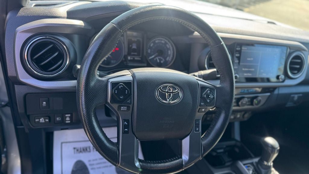 Used 2023 Toyota Tacoma TRD Off-Road AWD/4WD image 15