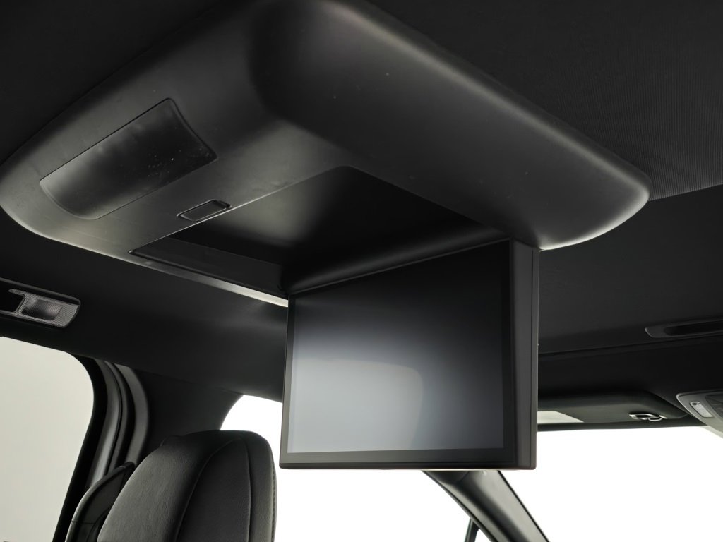 New 2026 Toyota Sienna Limited image 9