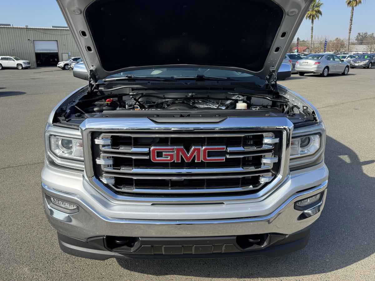 Used 2018 GMC Sierra 1500 SLT w/ SLT Premium Package image 41