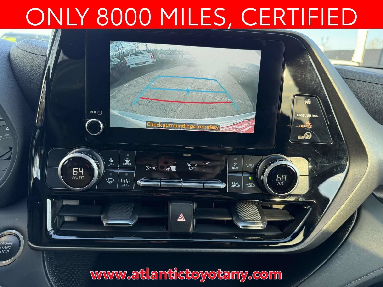 Used 2025 Toyota Highlander LE AWD/4WD image 9