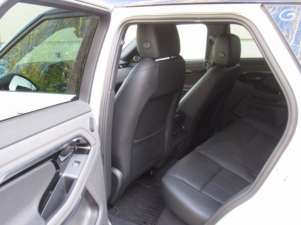 Used 2023 Land Rover Range Rover Evoque R-Dynamic SE image 14