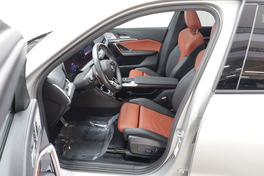 Certified 2025 BMW X1 M35i image 6