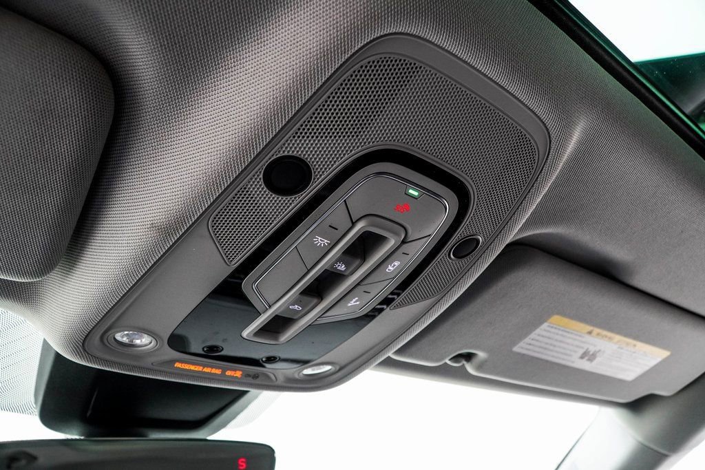 Used 2023 Audi Q8 Prestige image 36