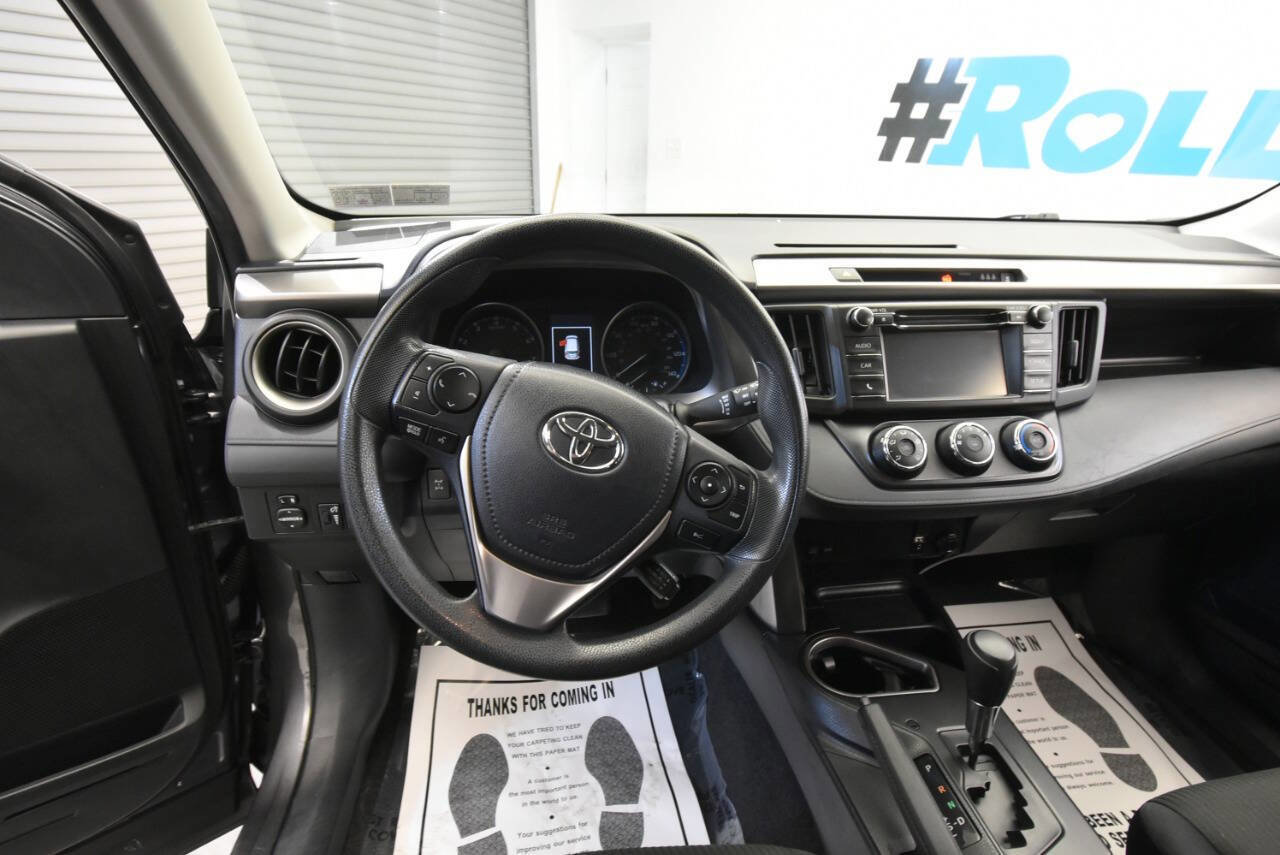 Used 2017 Toyota RAV4 LE w/ All Weather Liner Package AWD/4WD image 25